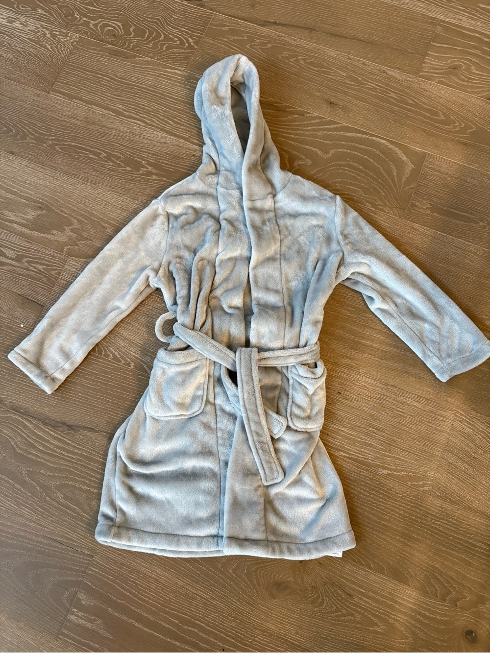 Pottery Barn Kids Plush Gray Hooded Bath Robe Size 8-10